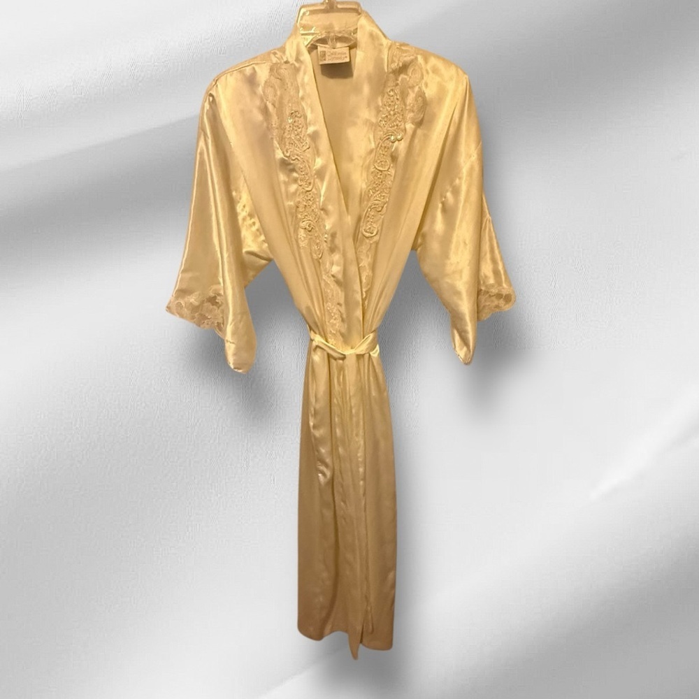 Vintage‎ California Dynasty Robe